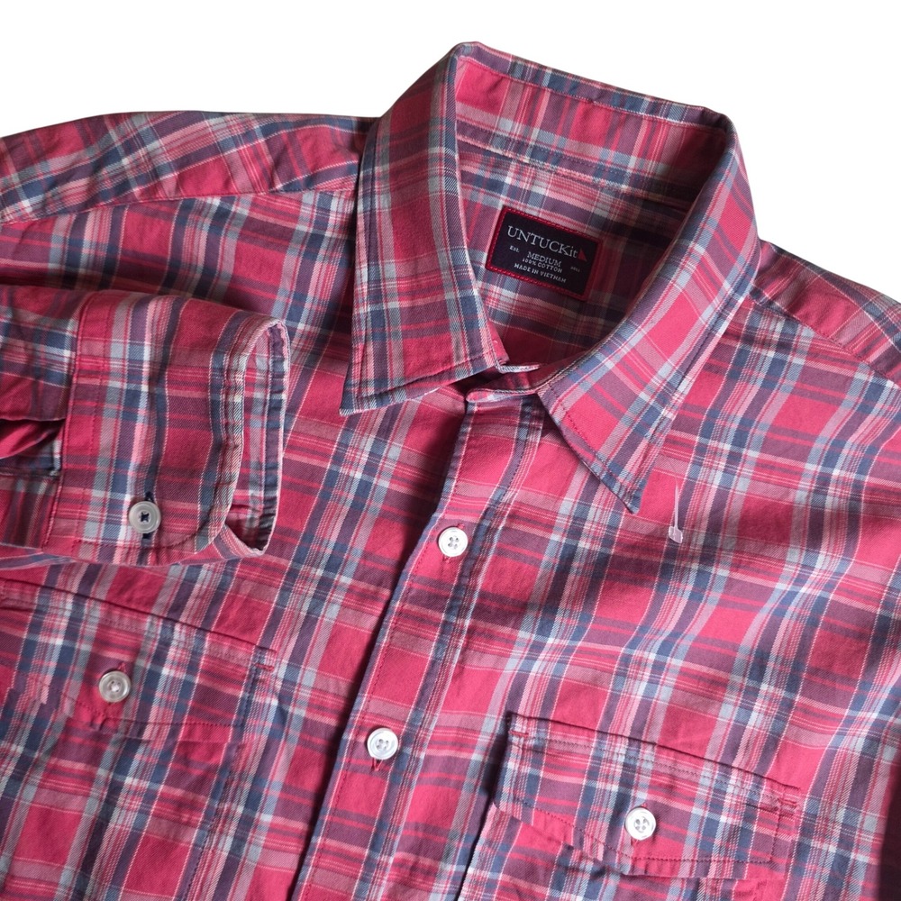 UNTUCKit Plaid Button Down Shirt Mens M Red Blue Checkered Cotton chest pocket